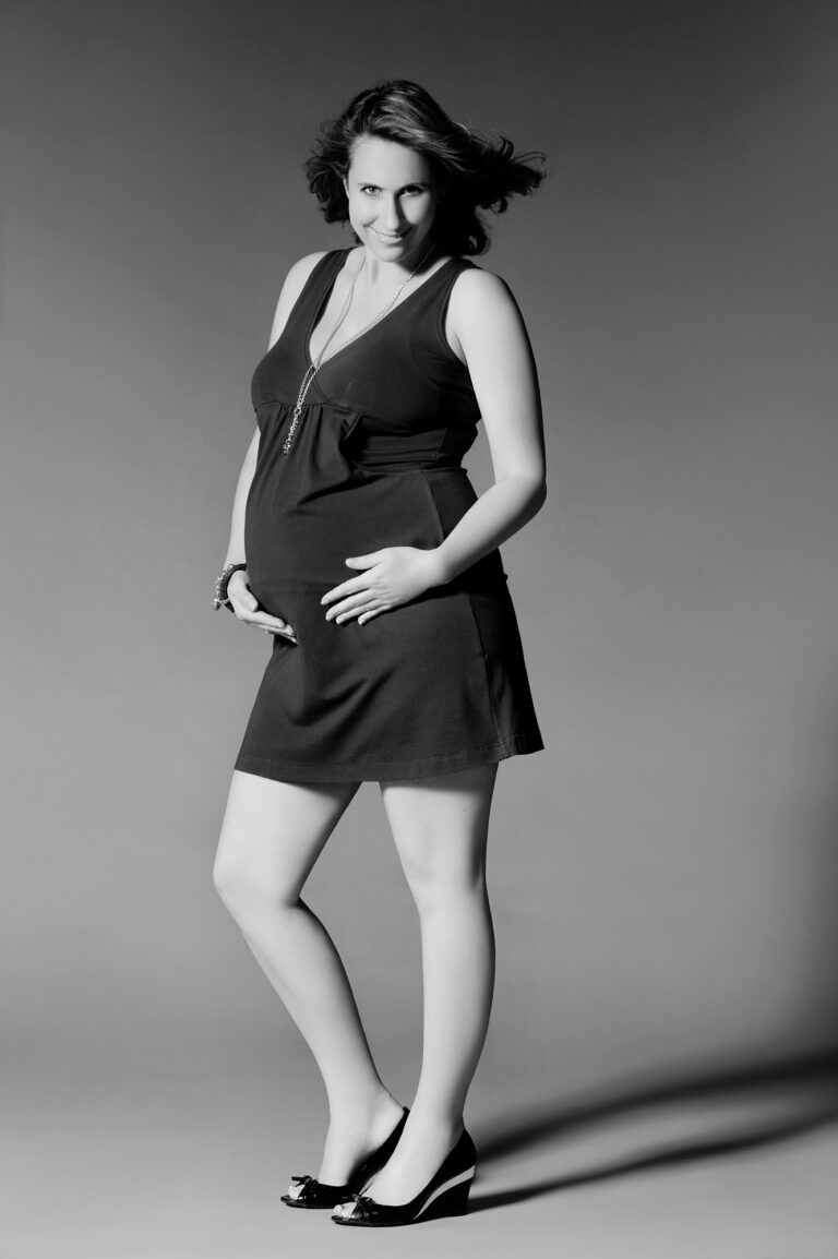 modern pregnancy picture black and white